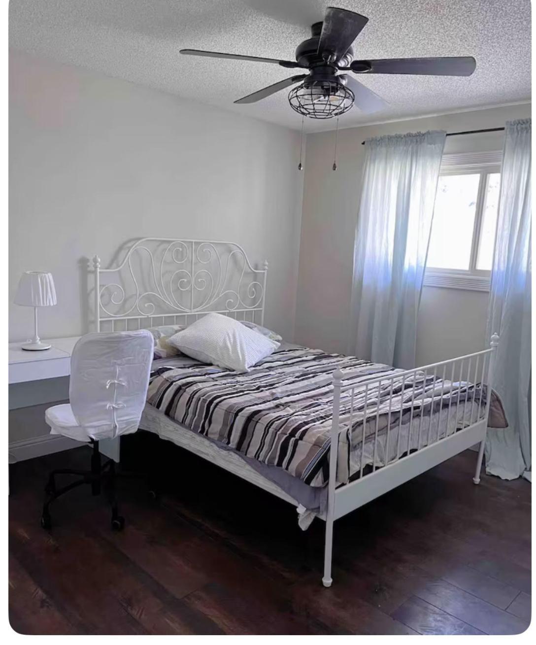 Gorgeous House&30 Second Bus Station Close C-Train& Free Parking YYC Exterior foto